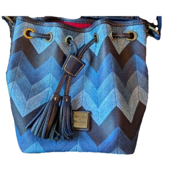 Dooney & Bourke Chevron Blue Kendall Pebbled Leather Handbag Crossbody Tote - Picture 4 of 12